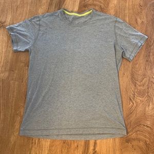 Men’s XL Lululemon workout shirt